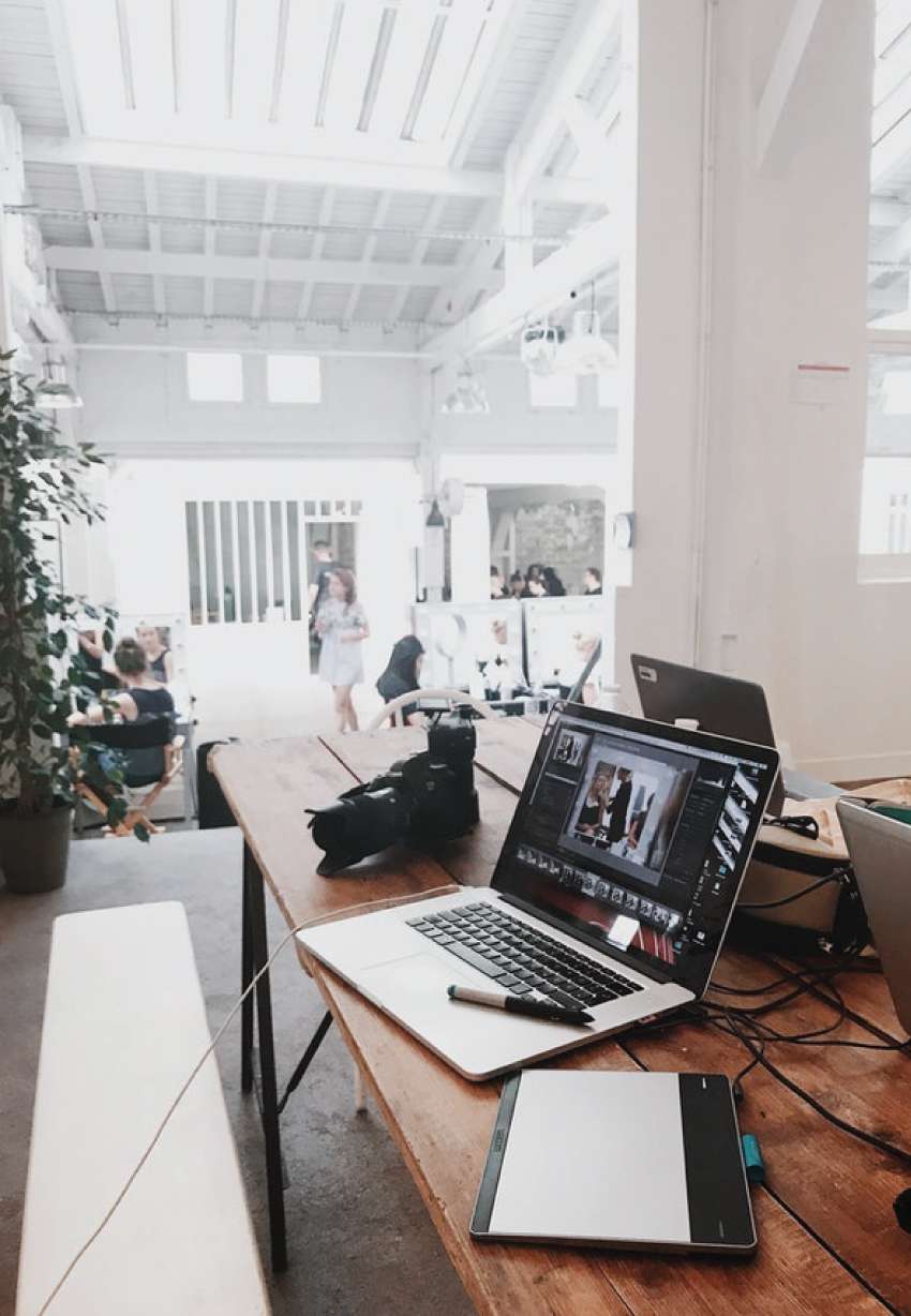 Real Estate Luxury Leaders 42 Luxury workspace